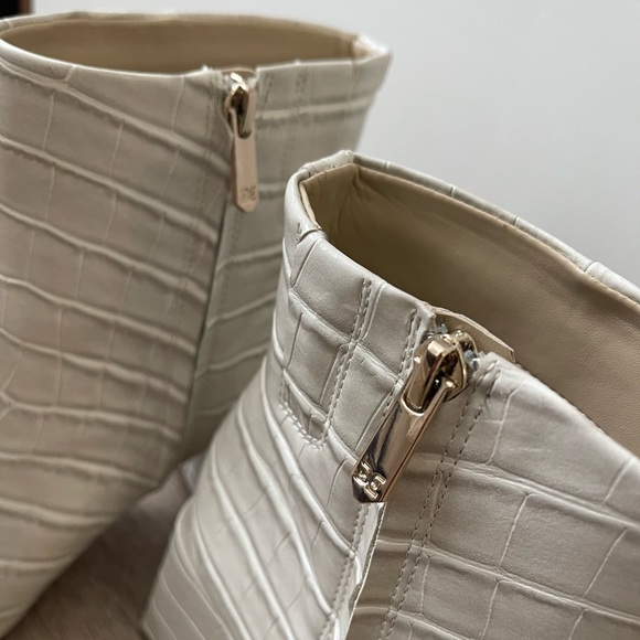 SAM EDELMAN Leather Bootie - Picture 5 of 12